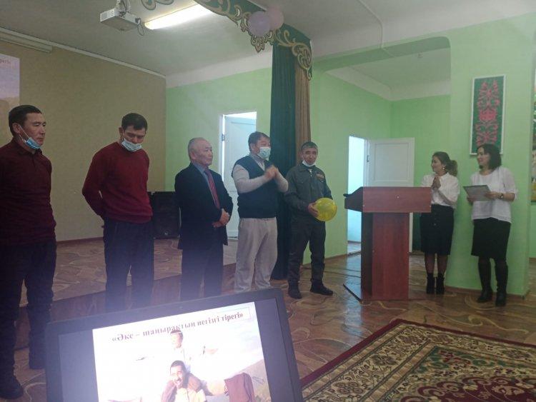«Әке –шаңырақтың негізгі тірегі»  дөңгелек үстелдің өтілуі туралы