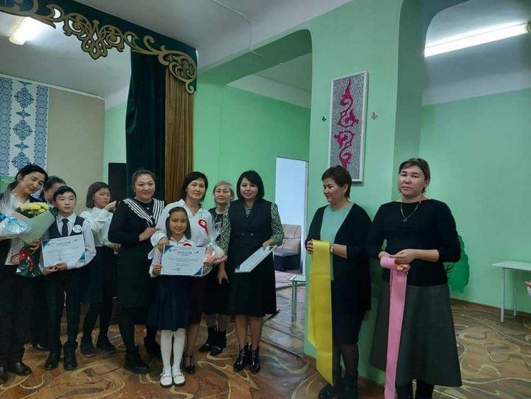 "Ең үздік Оқырман ана" байқауы